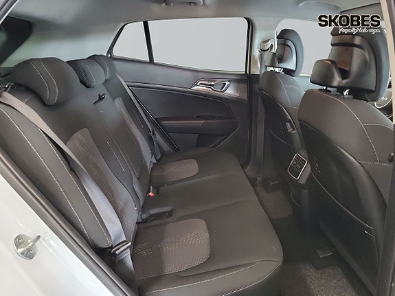 Kia Sportage 10 of 22