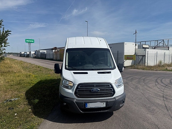 Ford Transit 2 of 5