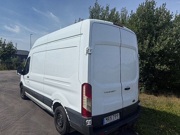 Ford Transit 5 of 5