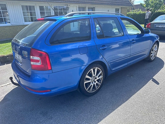Skoda Octavia 3 of 8