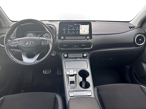 Hyundai Kona 6 of 17