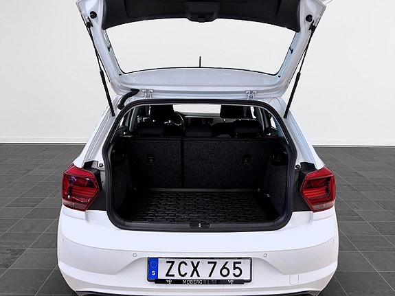 Volkswagen Polo 11 of 12