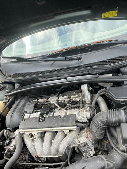Volvo S60 5 of 6