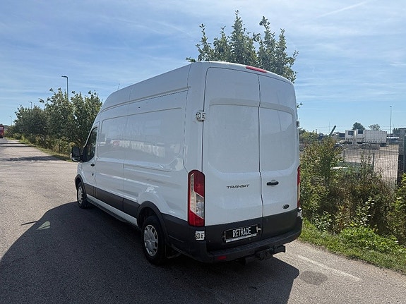 Ford Transit 4 of 5