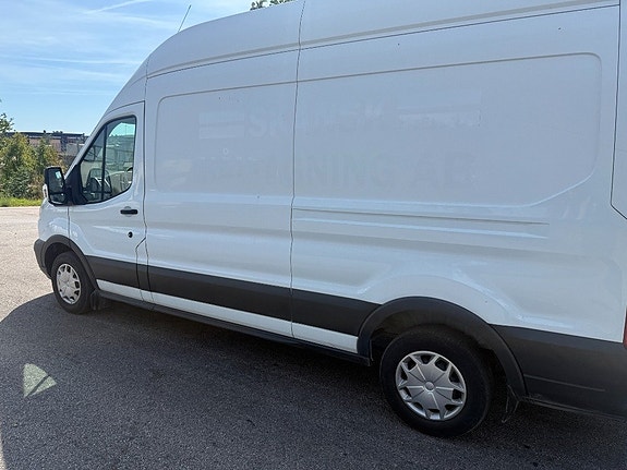 Ford Transit 5 of 5