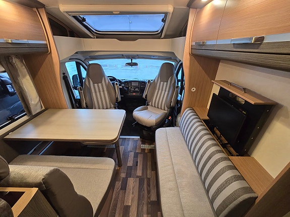 Knaus SKY TI Scandinavian Edition 8 of 20