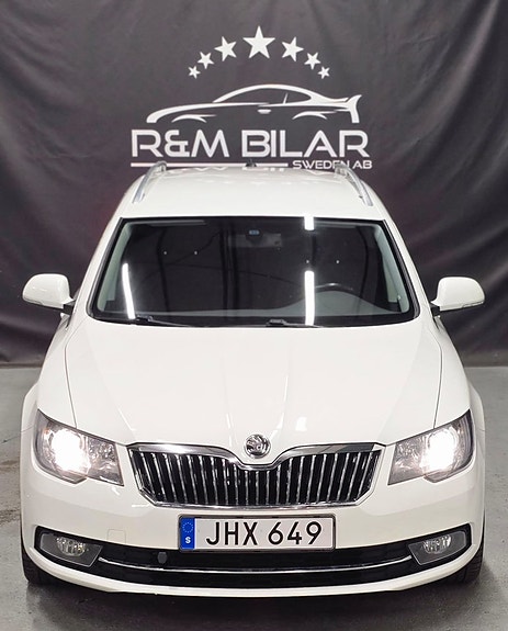 Skoda Superb 2 of 30
