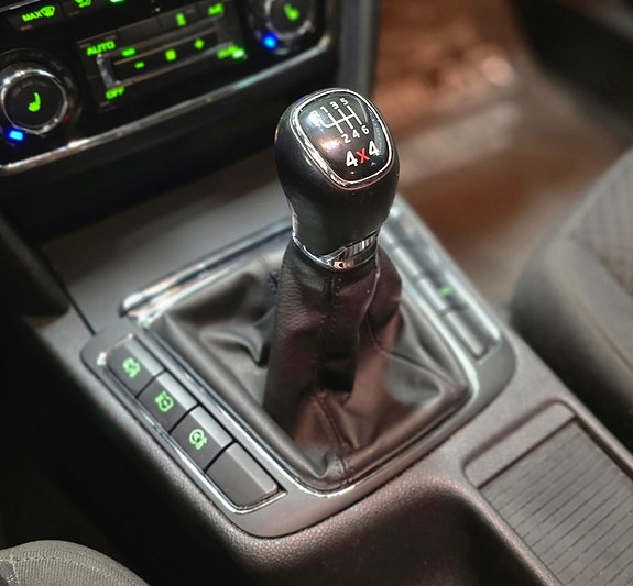 Skoda Superb 16 of 30