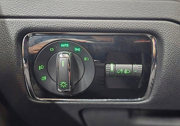 Skoda Superb 24 of 30