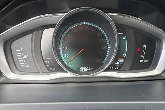 Volvo V60 11 of 12