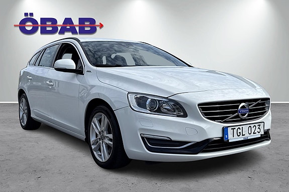 Volvo V60 3 of 12