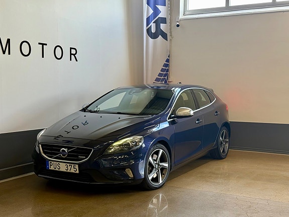Volvo V40 5 of 22