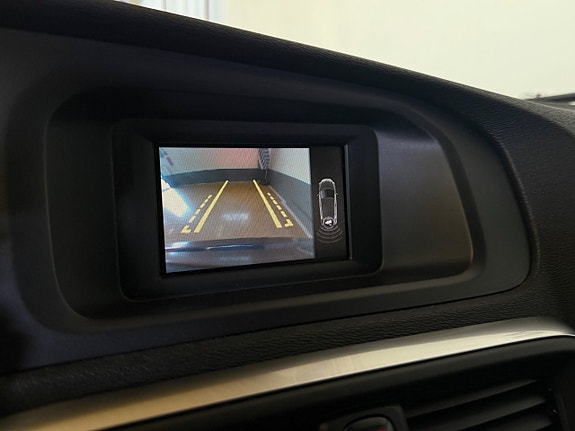 Volvo V40 16 of 22