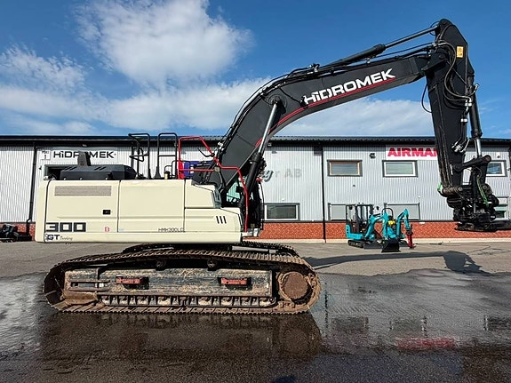 Hidromek HMK 300 LC-4 2 of 21