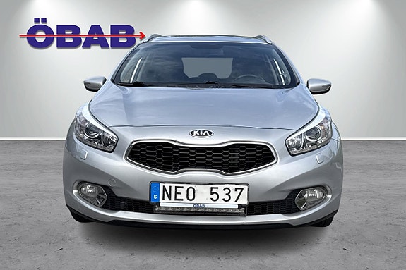 Kia Ceed 2 of 12