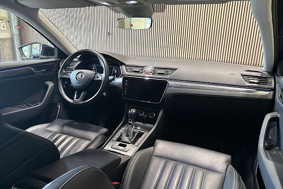 Skoda Superb 6 of 12