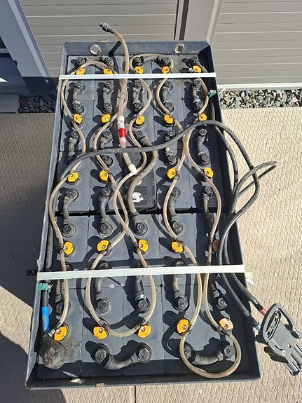 Midac 48v 625ah 3 of 3