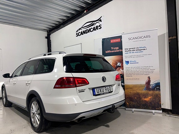Volkswagen Passat Alltrack 10 of 30