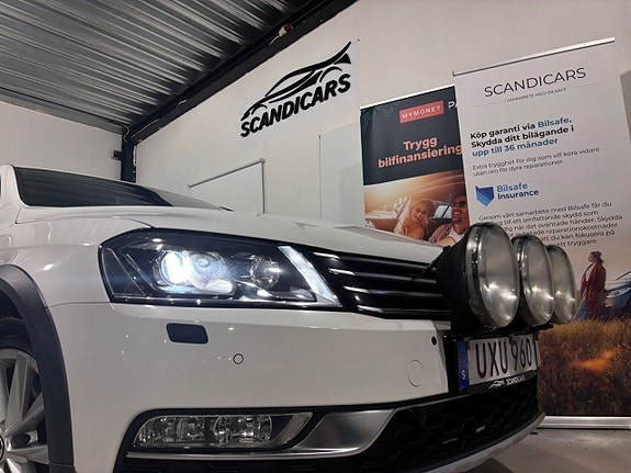 Volkswagen Passat Alltrack 4 of 30