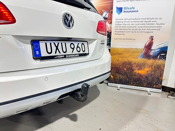 Volkswagen Passat Alltrack 14 of 30