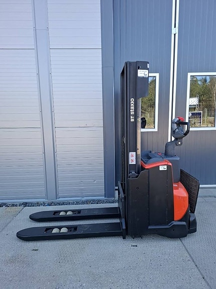 BT SWE 120 L 2 of 3