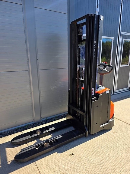 BT SWE 120 L 2 of 2