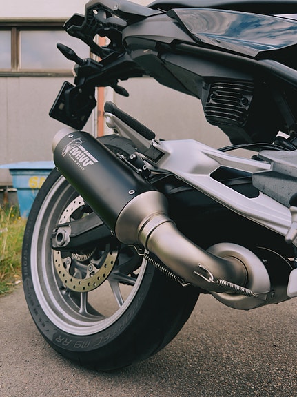 BMW F 900 R 3 of 4