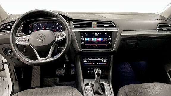 Volkswagen Tiguan Allspace 10 of 17