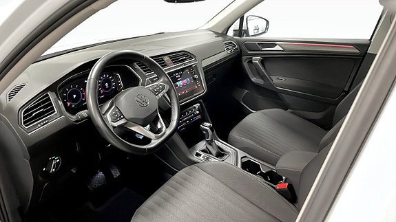 Volkswagen Tiguan Allspace 7 of 17