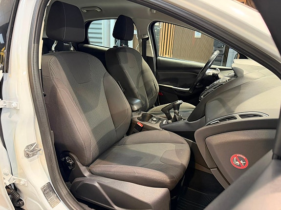Ford Focus 18 of 23