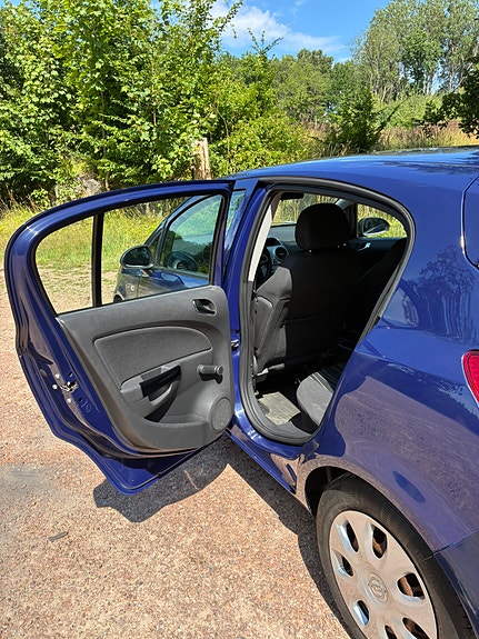 Opel Corsa 13 of 20