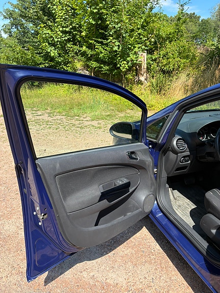Opel Corsa 11 of 20