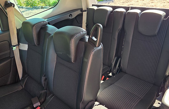 Renault Grand Scenic III 10 of 13