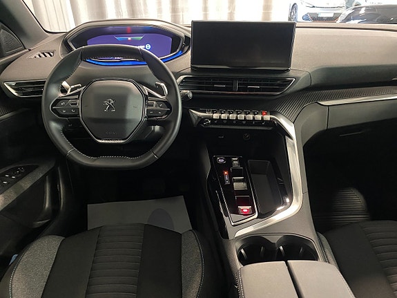 Peugeot 3008 8 of 19