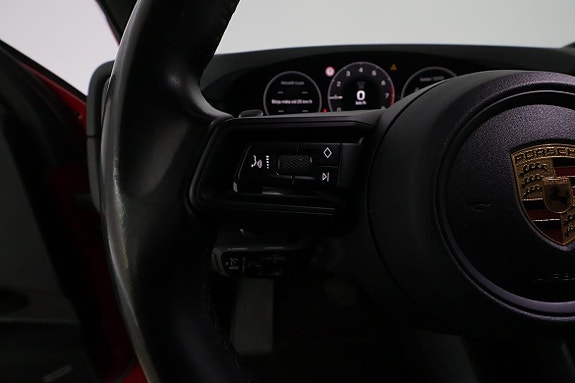 Porsche Cayenne 17 of 30
