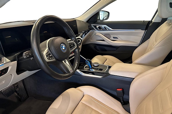 BMW i4 15 of 19