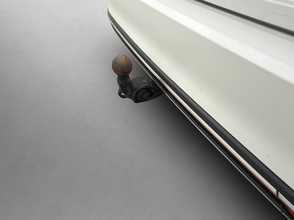 Volkswagen Passat Alltrack 9 of 30