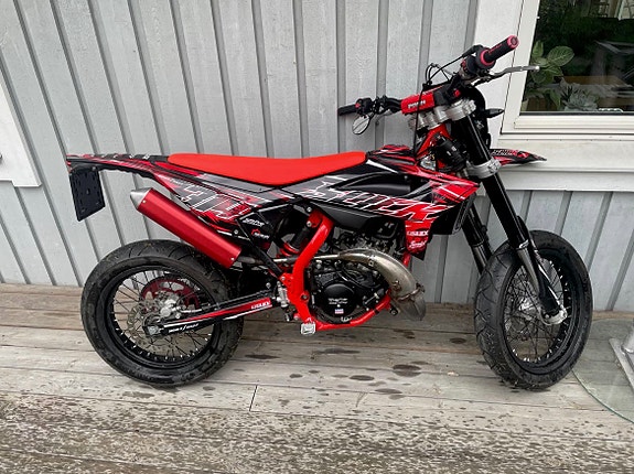 Beta RR50 Track 4 of 12
