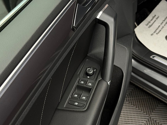 Volkswagen Tiguan 18 of 26
