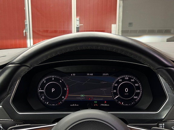 Volkswagen Tiguan 9 of 26