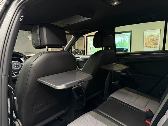 Volkswagen Tiguan 17 of 26