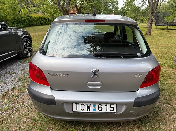 Peugeot 307 3 of 7