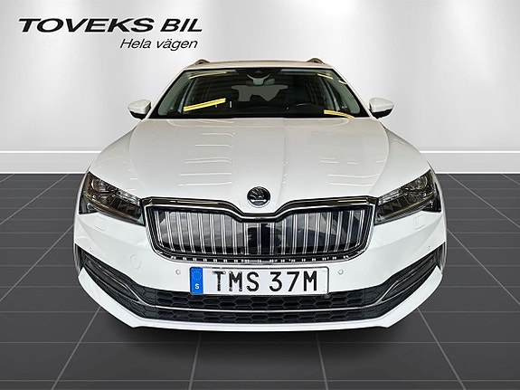 Skoda Superb 8 of 23