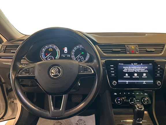 Skoda Superb 11 of 23