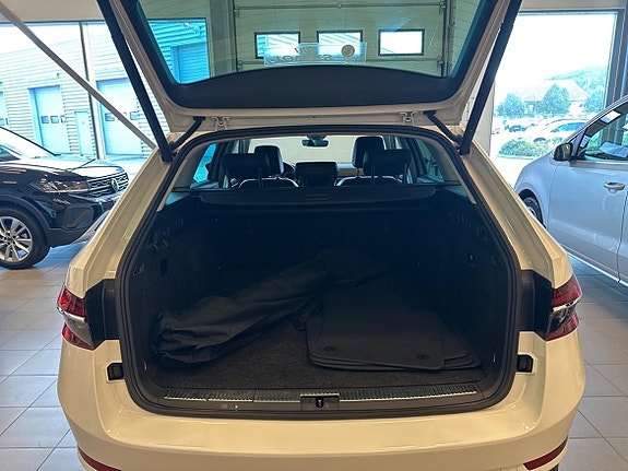 Skoda Superb 20 of 23