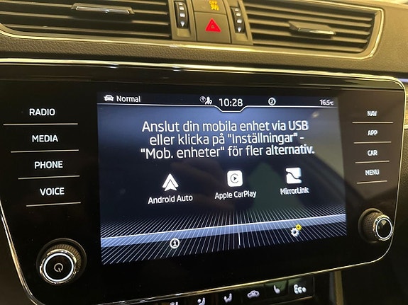 Skoda Superb 14 of 23
