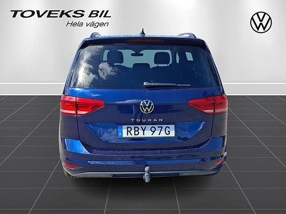 Volkswagen Touran 4 of 23