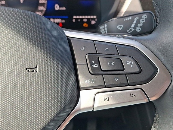 Volkswagen Touran 18 of 23