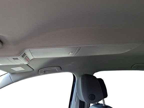 Volkswagen Touran 11 of 23
