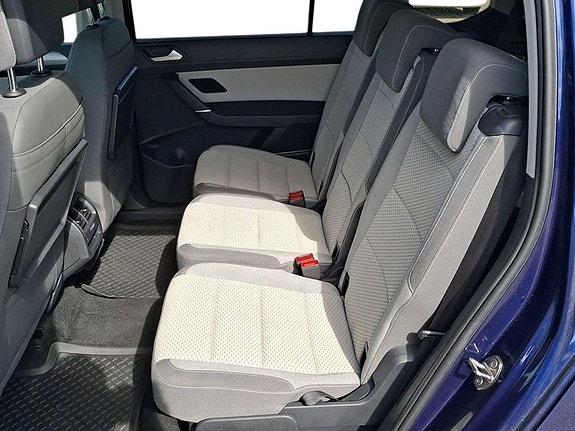 Volkswagen Touran 19 of 23